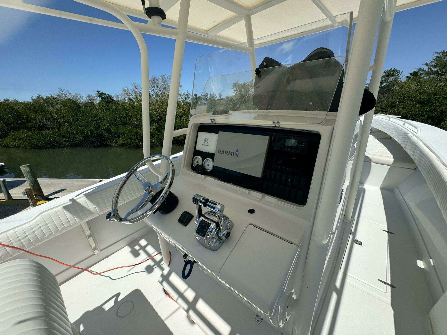 2006 Jupiter 31 CC Forward Seating - Image 26