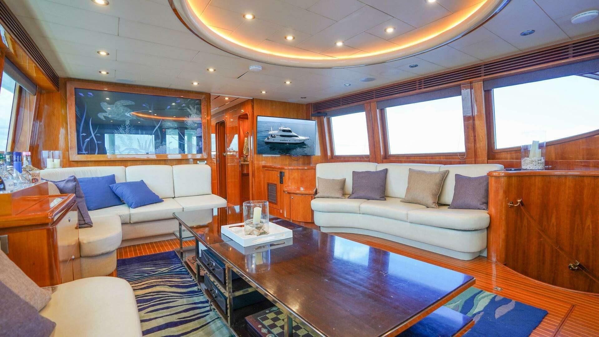 2001 Motor Yacht 82MY - Image 16