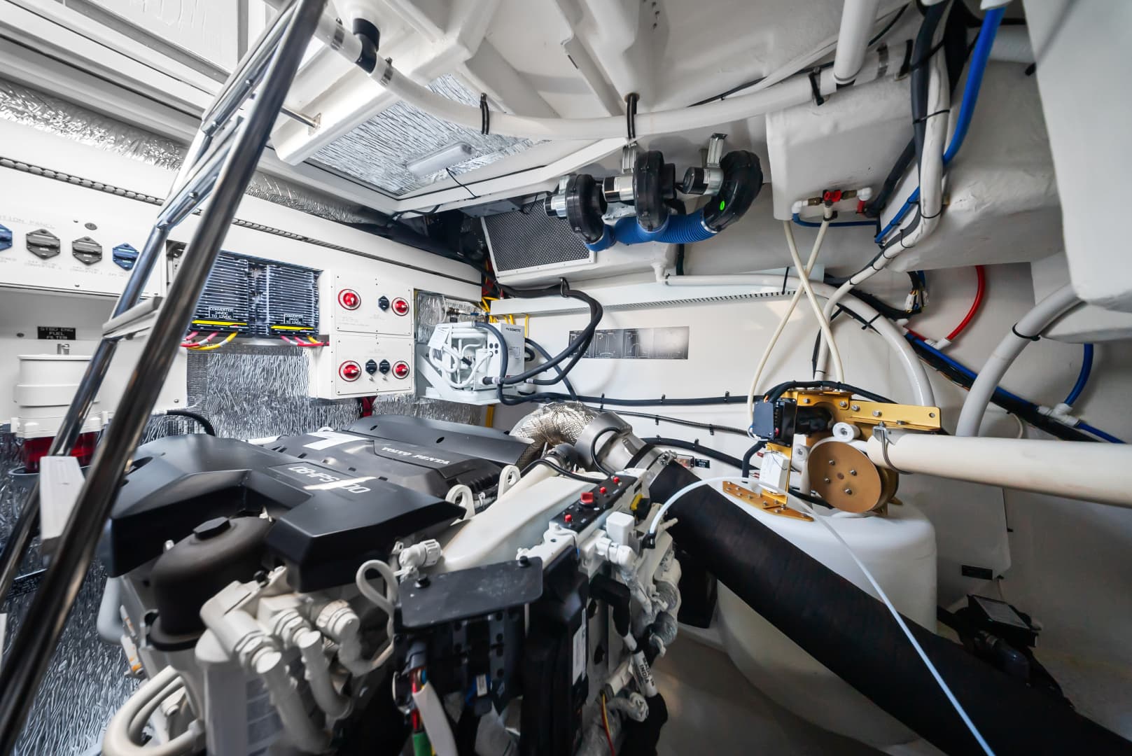 2025 Cruisers Yachts 50 Cantius - Image 83