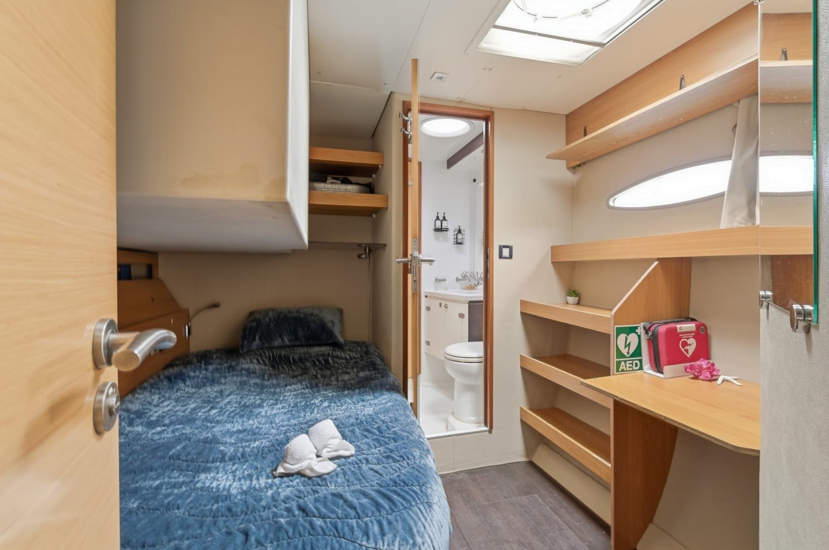 2013 Fountaine Pajot Sanya 57 - Image 45