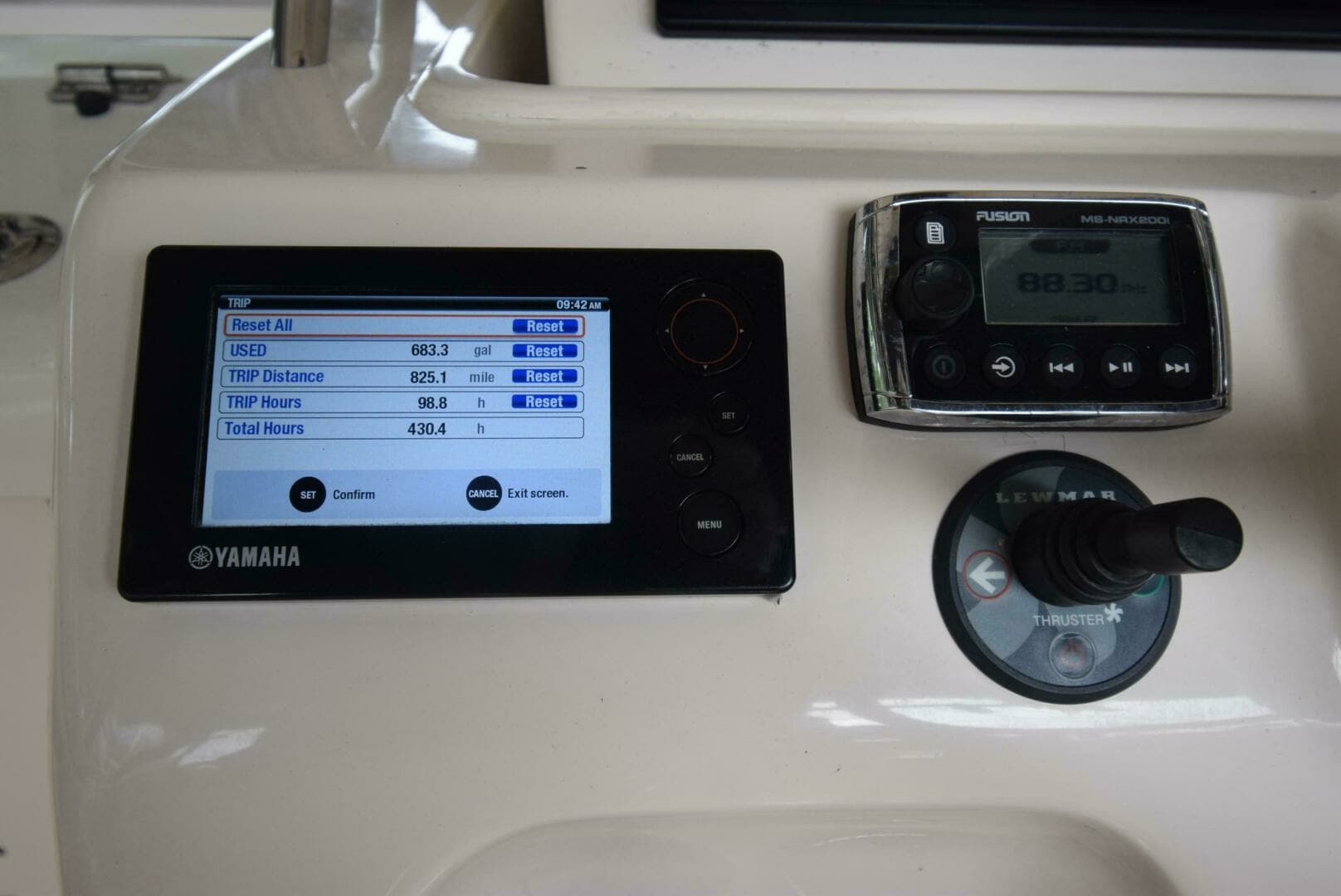 2016 Grady-White Express 330 - Image 41