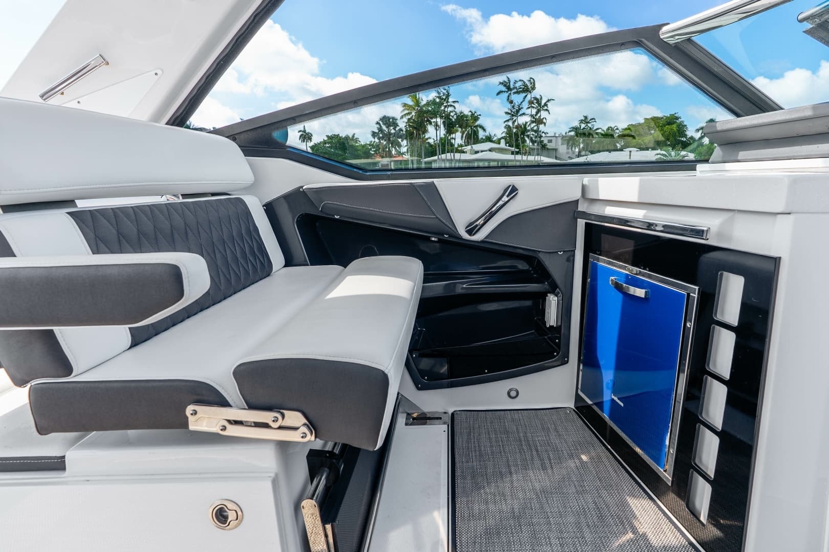 2022 Monterey — - Image 21
