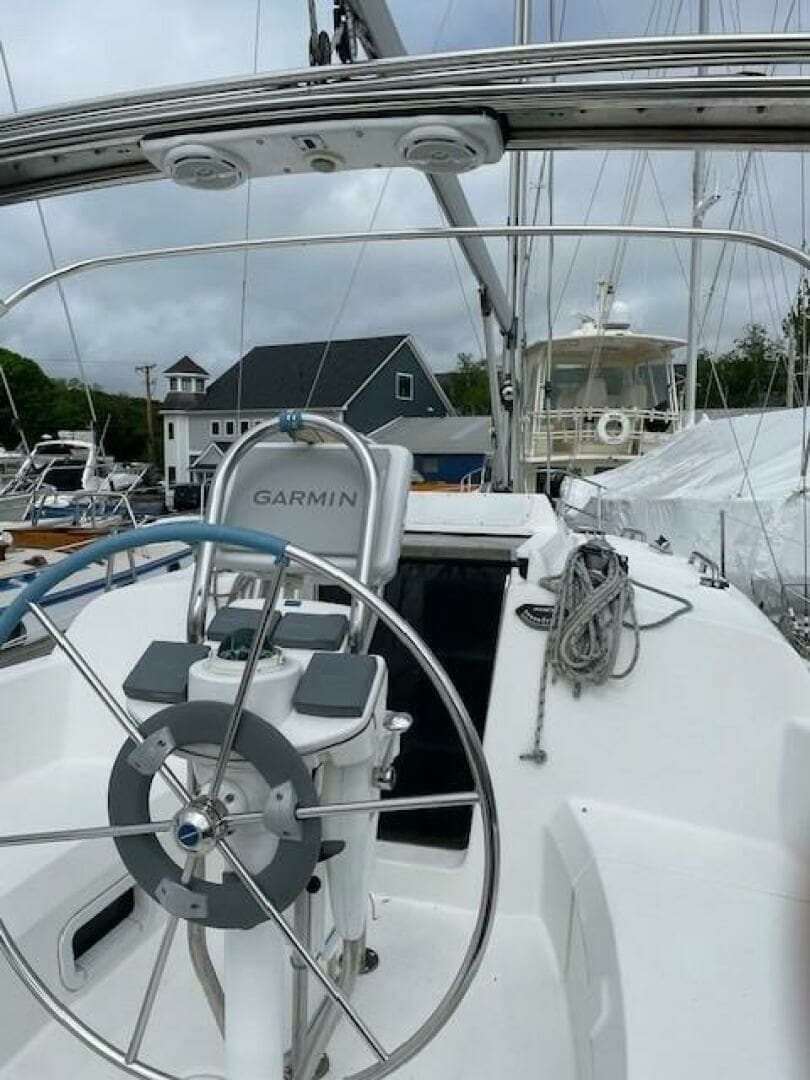 2004 Hunter 306 - Image 4
