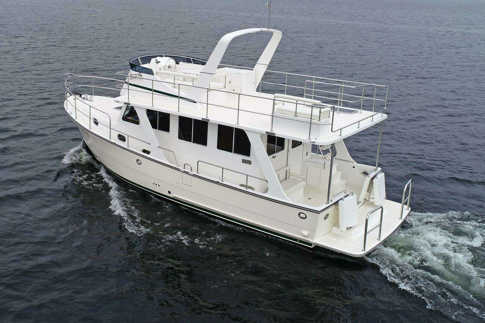 2026 Helmsman Trawlers 38 Sedan - Image 5