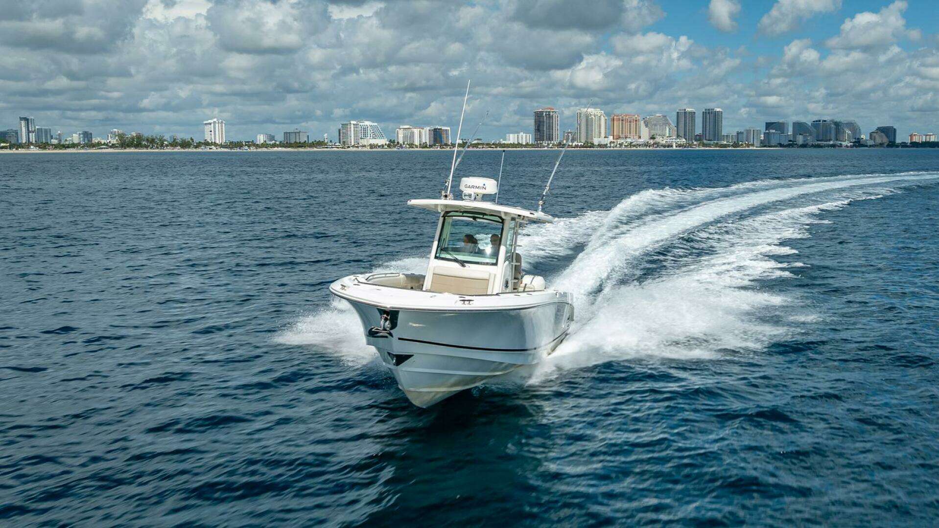 2017 Boston Whaler 330 Outrage - Image 18