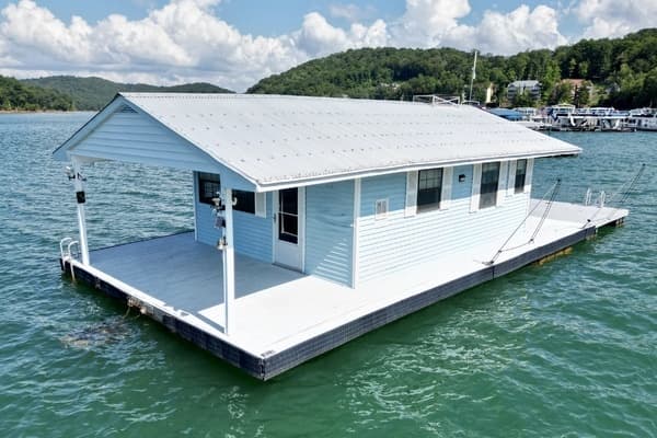 1978 Custom 18 x 24 Off-Grid Floating Cabin Approx 385sqft