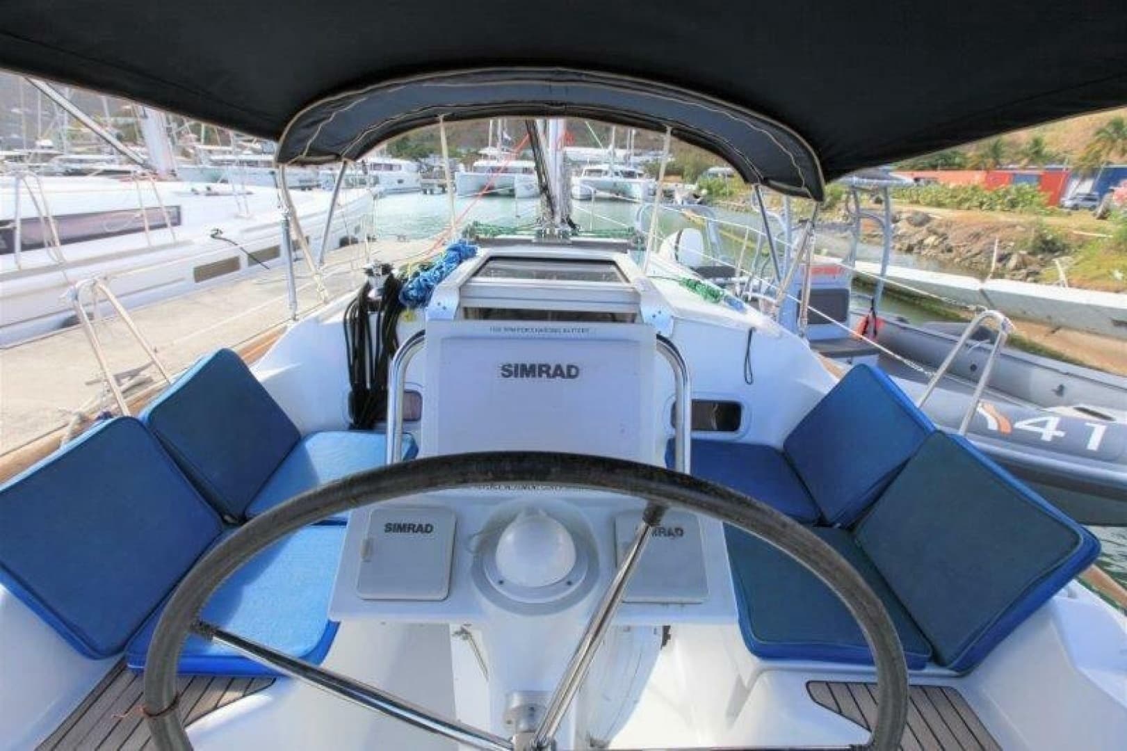 2013 Beneteau Oceanis 31 - Image 10