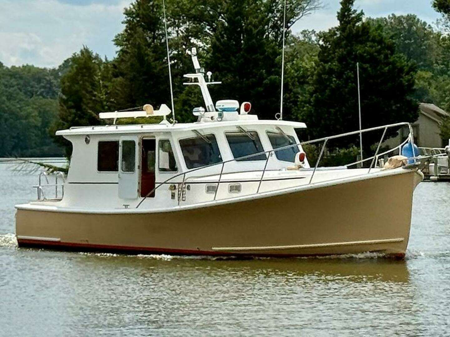 2003 Duffy Atlantic Boat Company Duffy 37 - Image 3