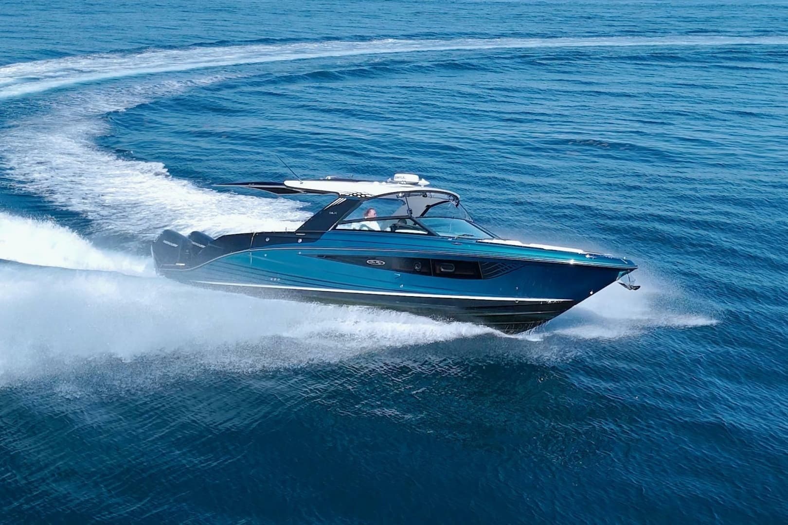 2021 Sea Ray SLX 400 Outboard - Image 12