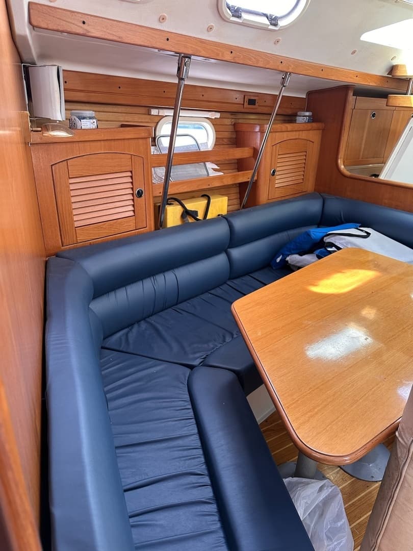 2002 Catalina 400 mkII - Image 31