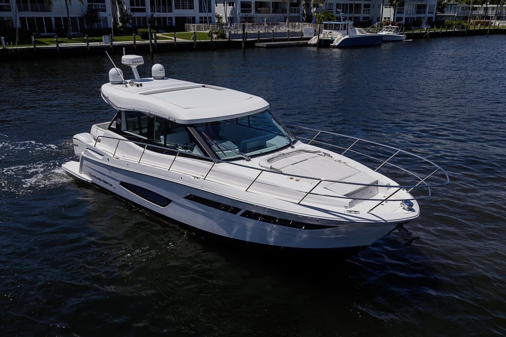 2025 Regal 38 XO - Image 45