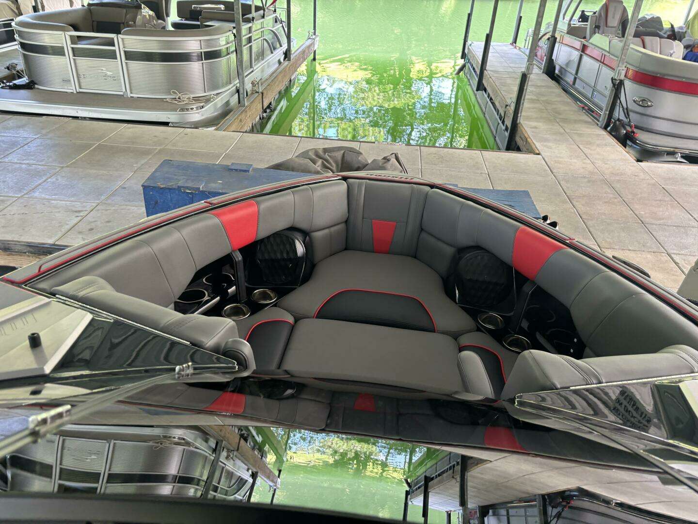 2022 Malibu 23 LSV - Image 83