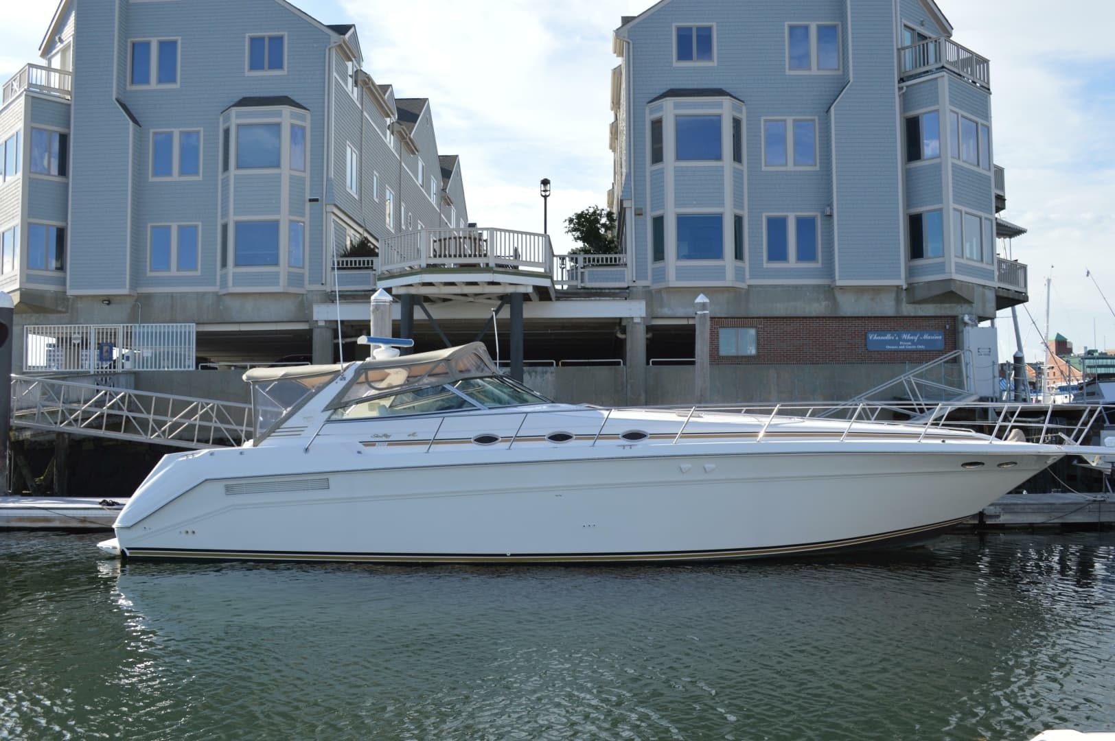 1994 Sea Ray 500 Sundancer - Image 10