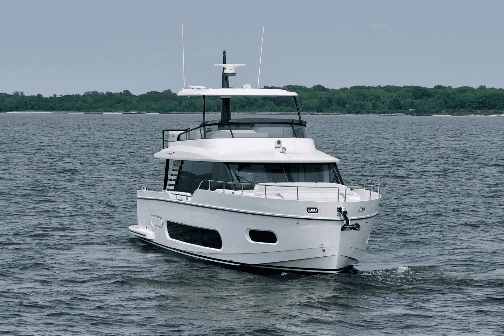2026 Azimut Magellano 60 - Image 19