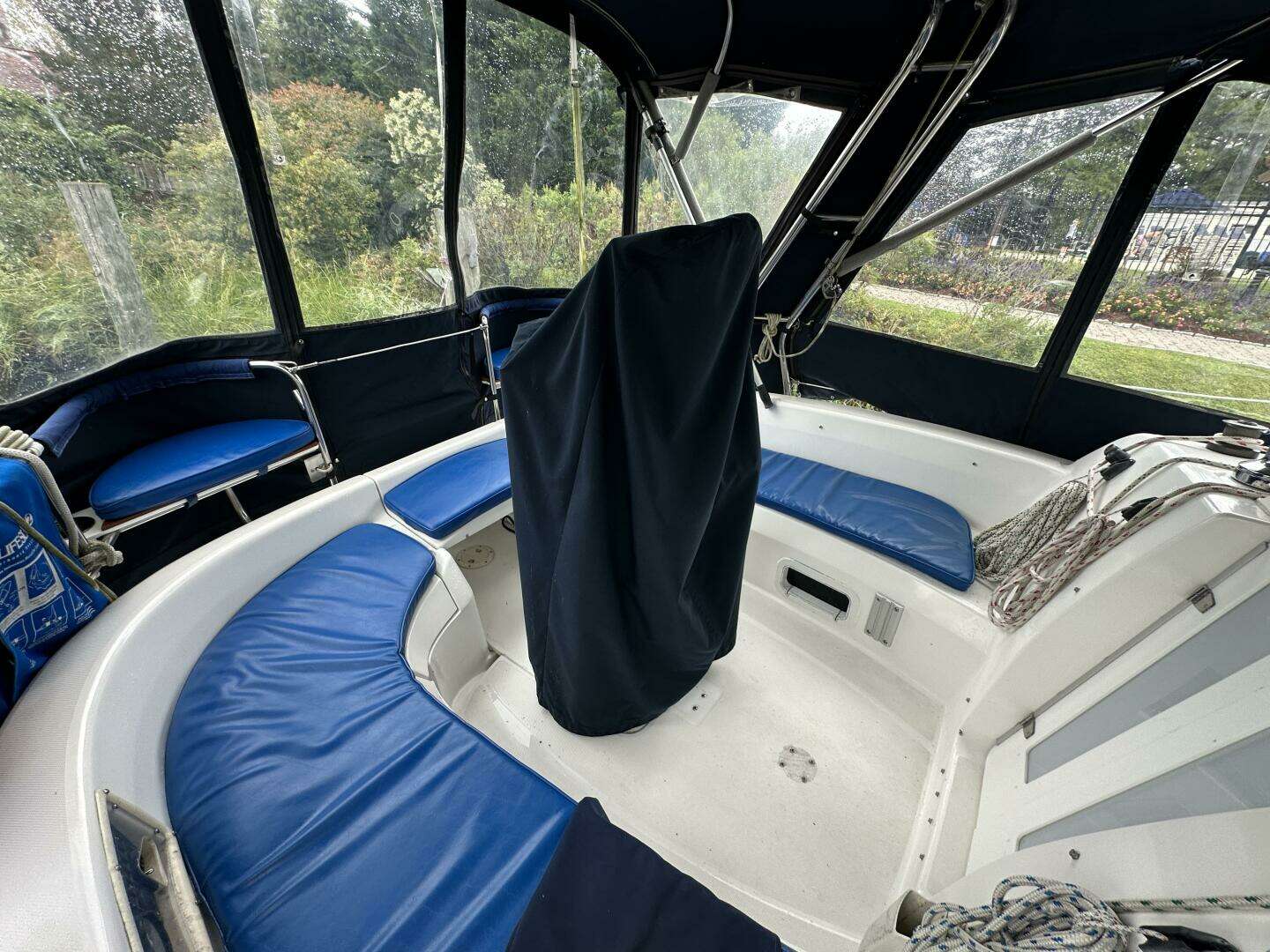 2003 Hunter 306 - Image 14