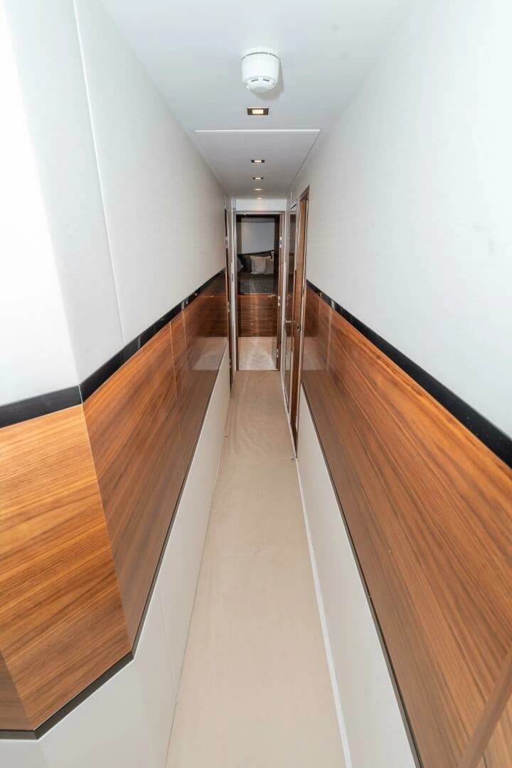 2025 Viking 90C - Image 57