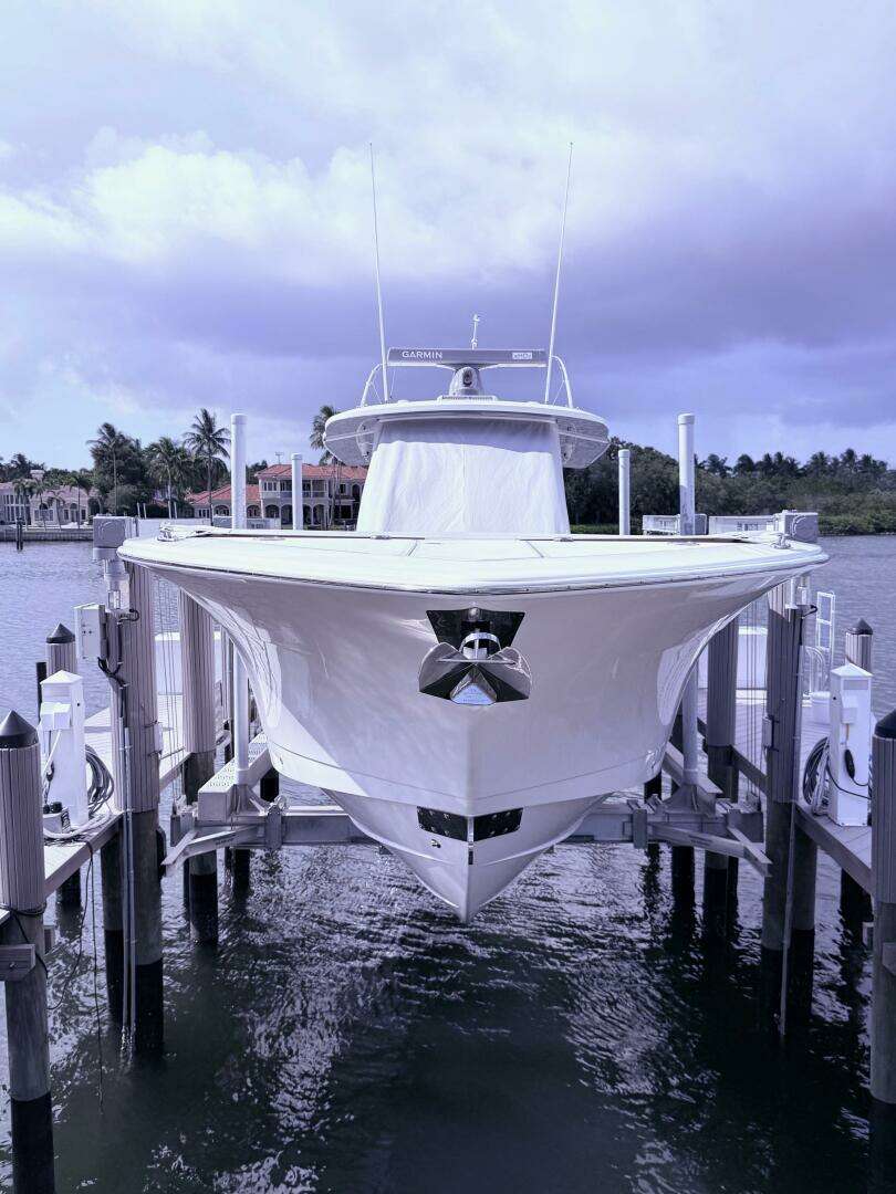 2006 Carver 43 Motor Yacht - Image 16