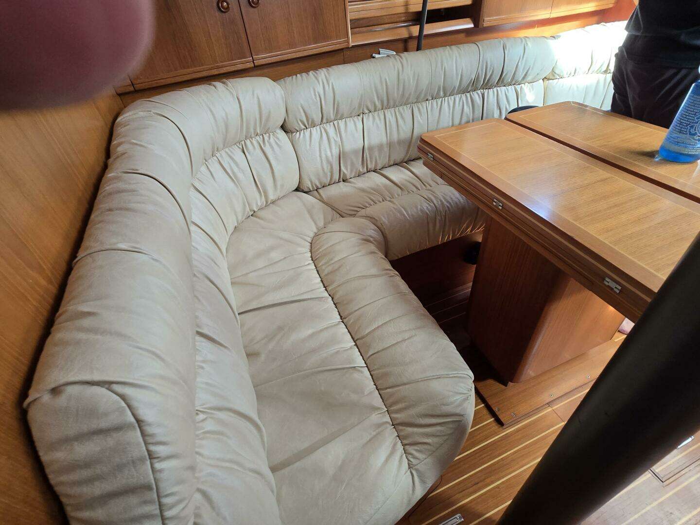 1998 Jeanneau Sun Odyssey 42 Atlantic Cruiser - Image 8