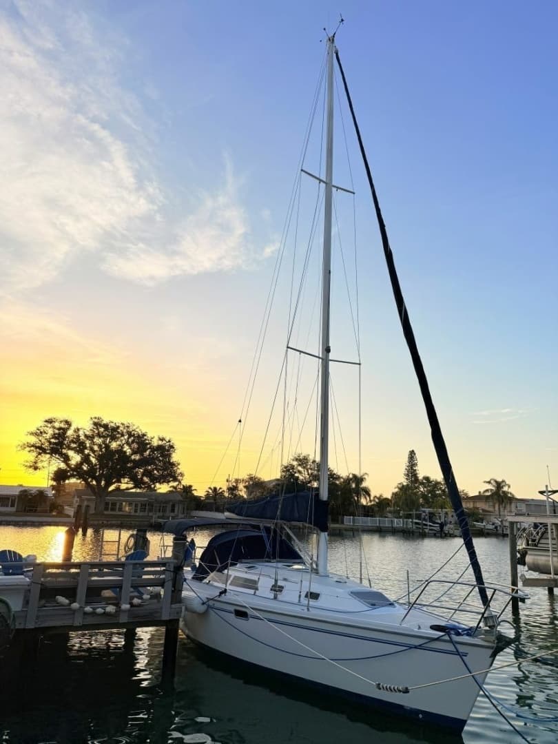 1996 Catalina 320 - Image 25