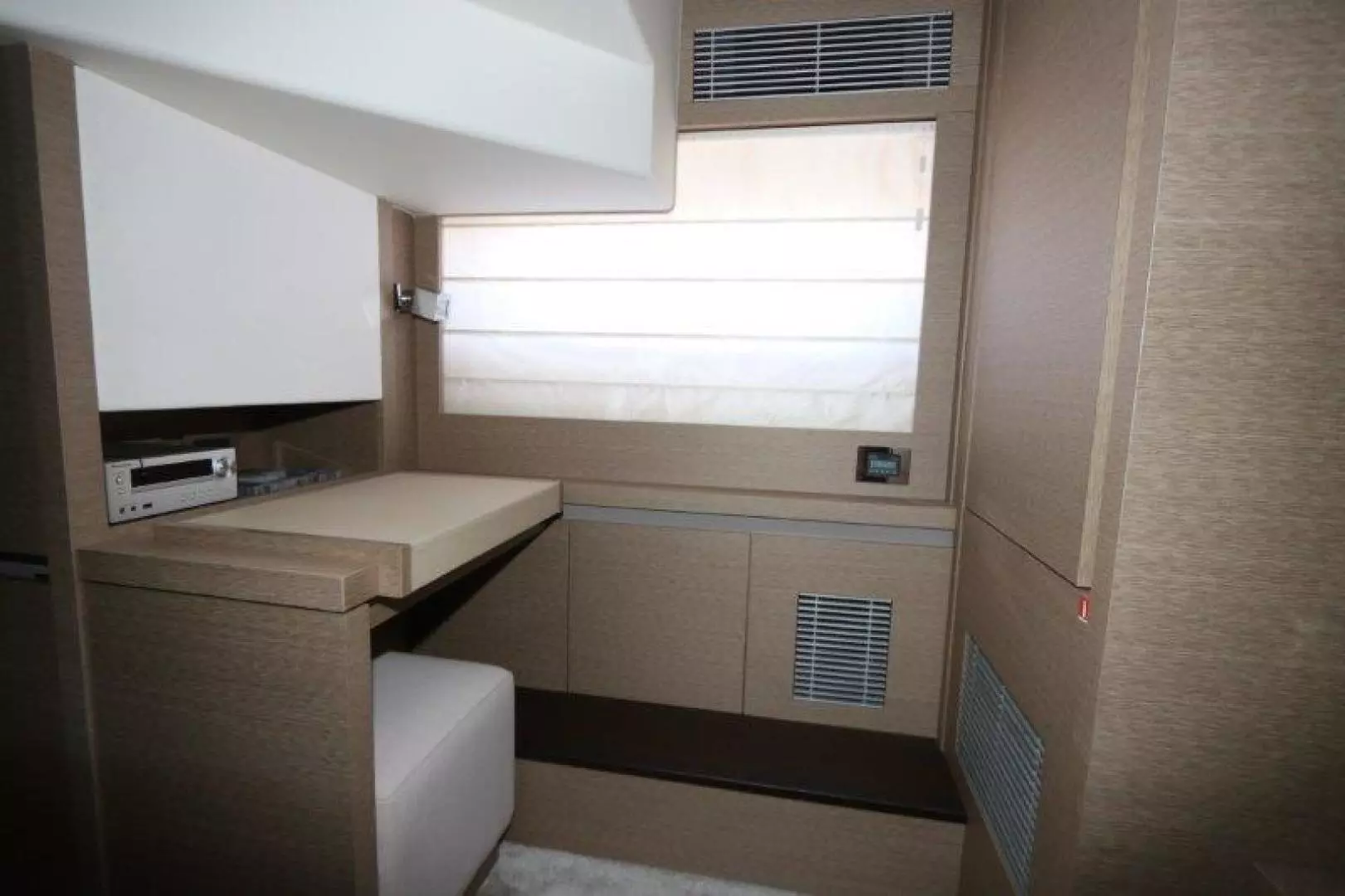 2017 Prestige Motoryacht - Image 24