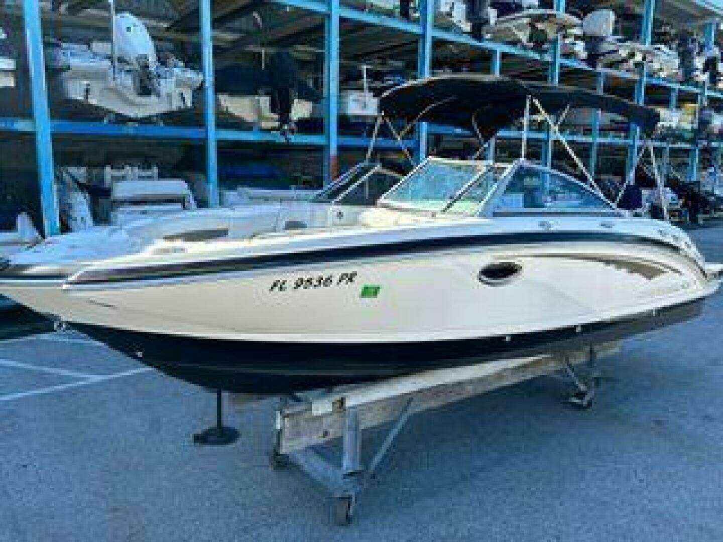 2014 Chaparral 244 Sunesta - Image 4