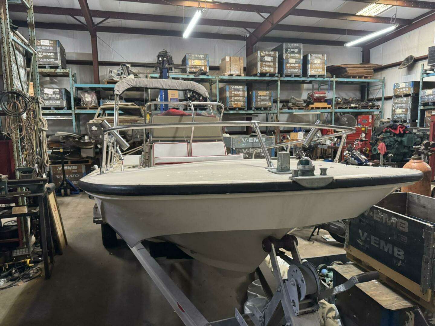 1988 Boston Whaler 17 Newport - Image 16