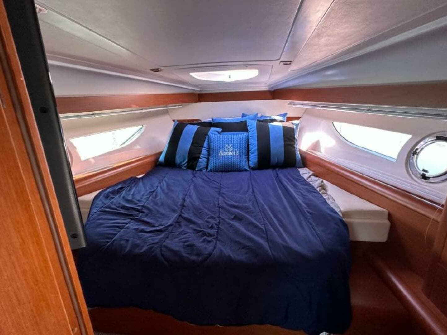 2013 Beneteau Gran Turismo - Image 14
