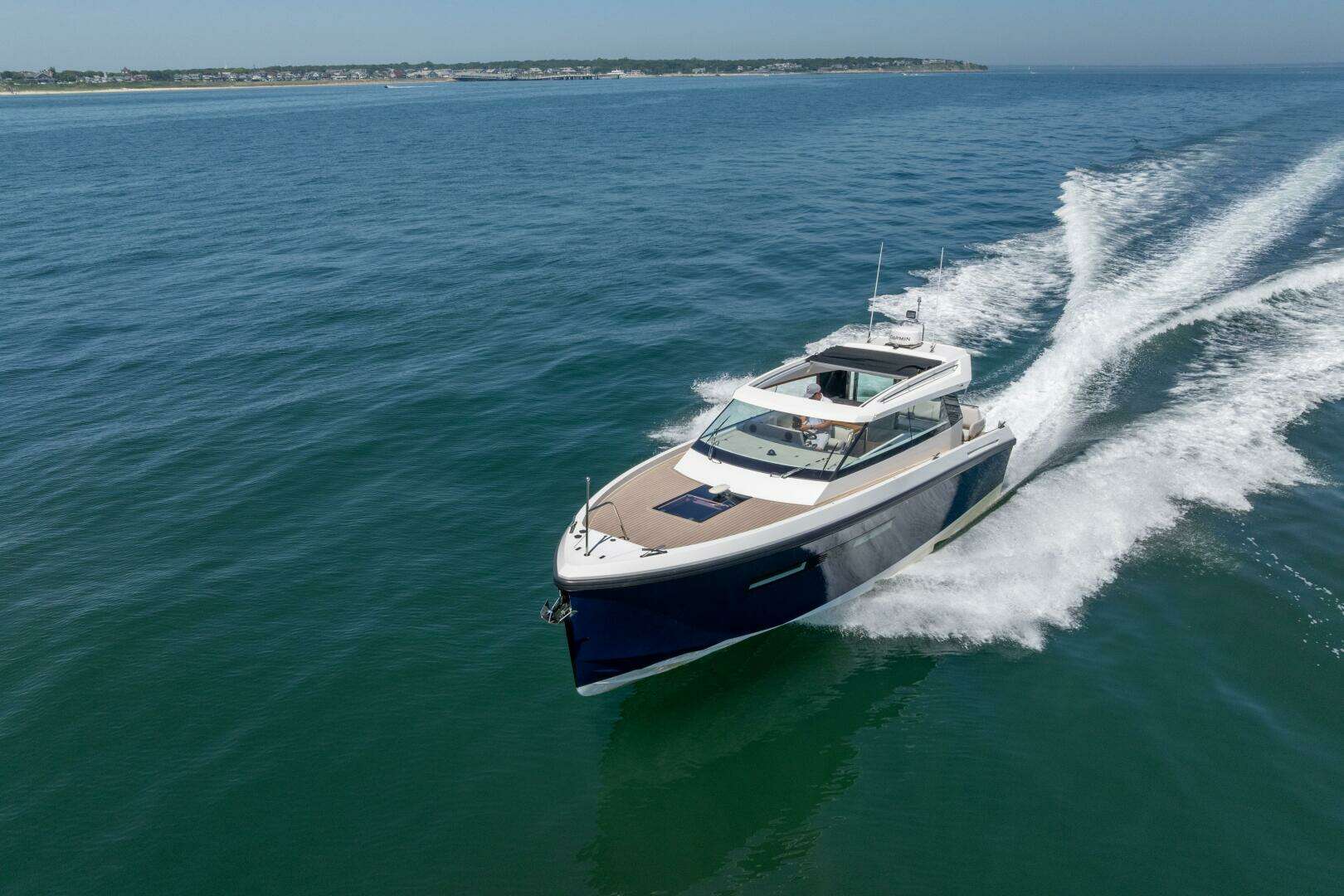 2023 Delta Powerboats 33 Coupe - Image 14