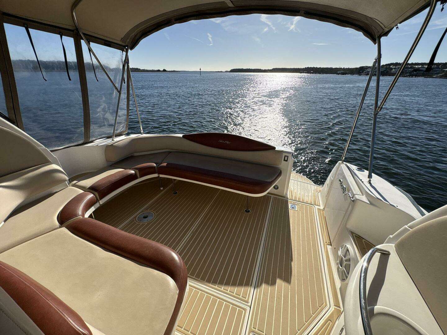 1999 Sea Ray 380 Sundancer - Image 10