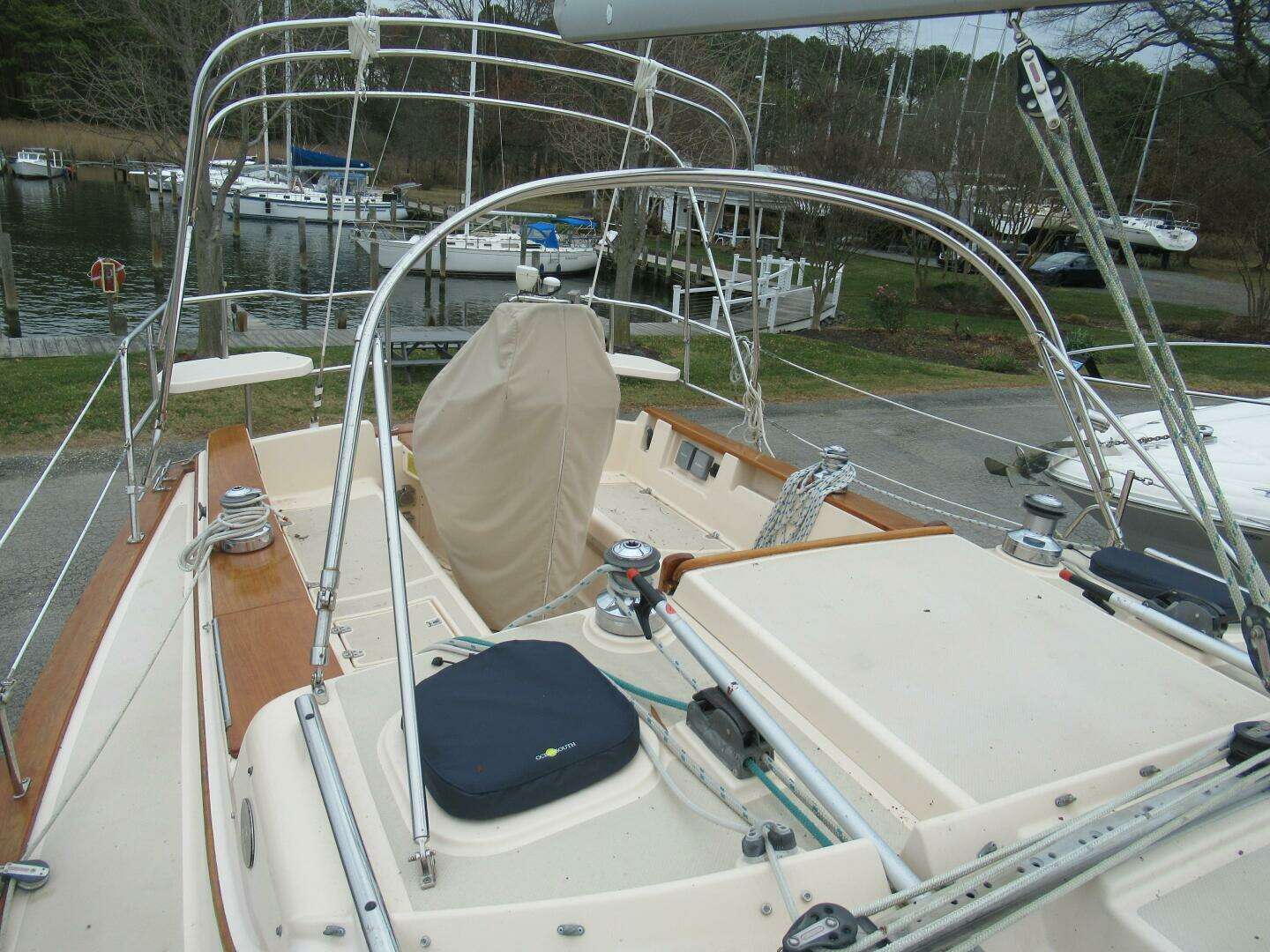 2003 Island Packet 350 - Image 16