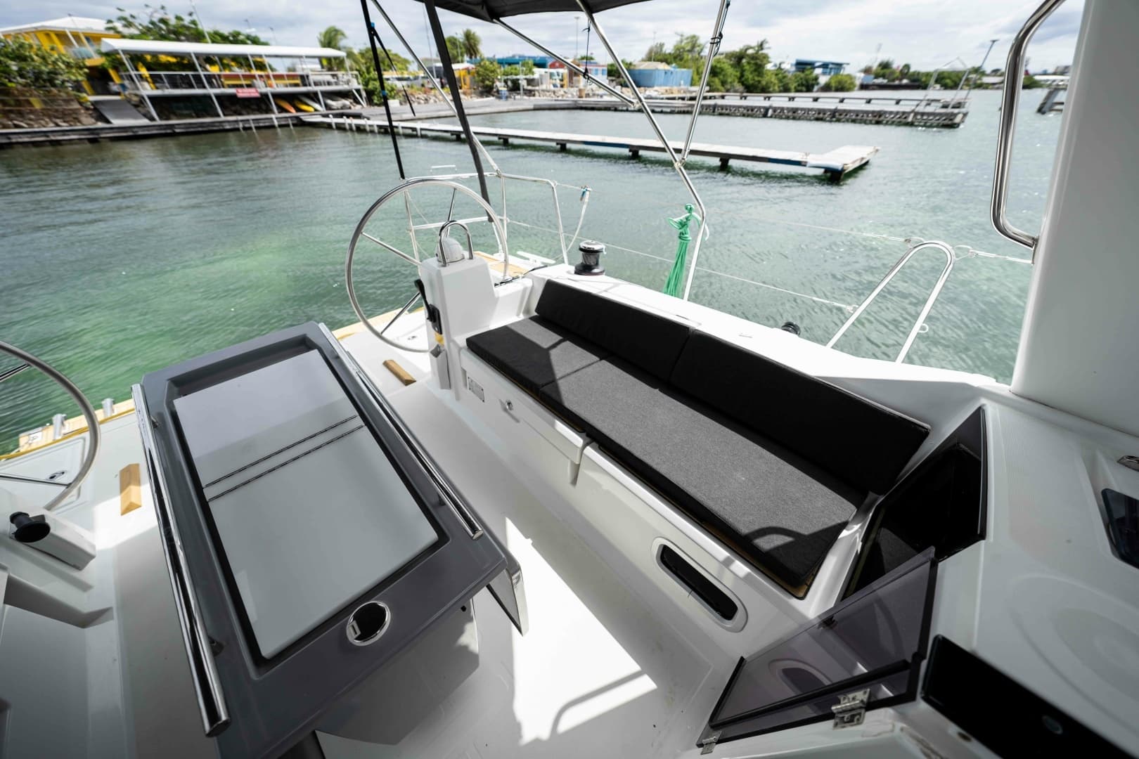 2017 Beneteau Oceanis - Image 6