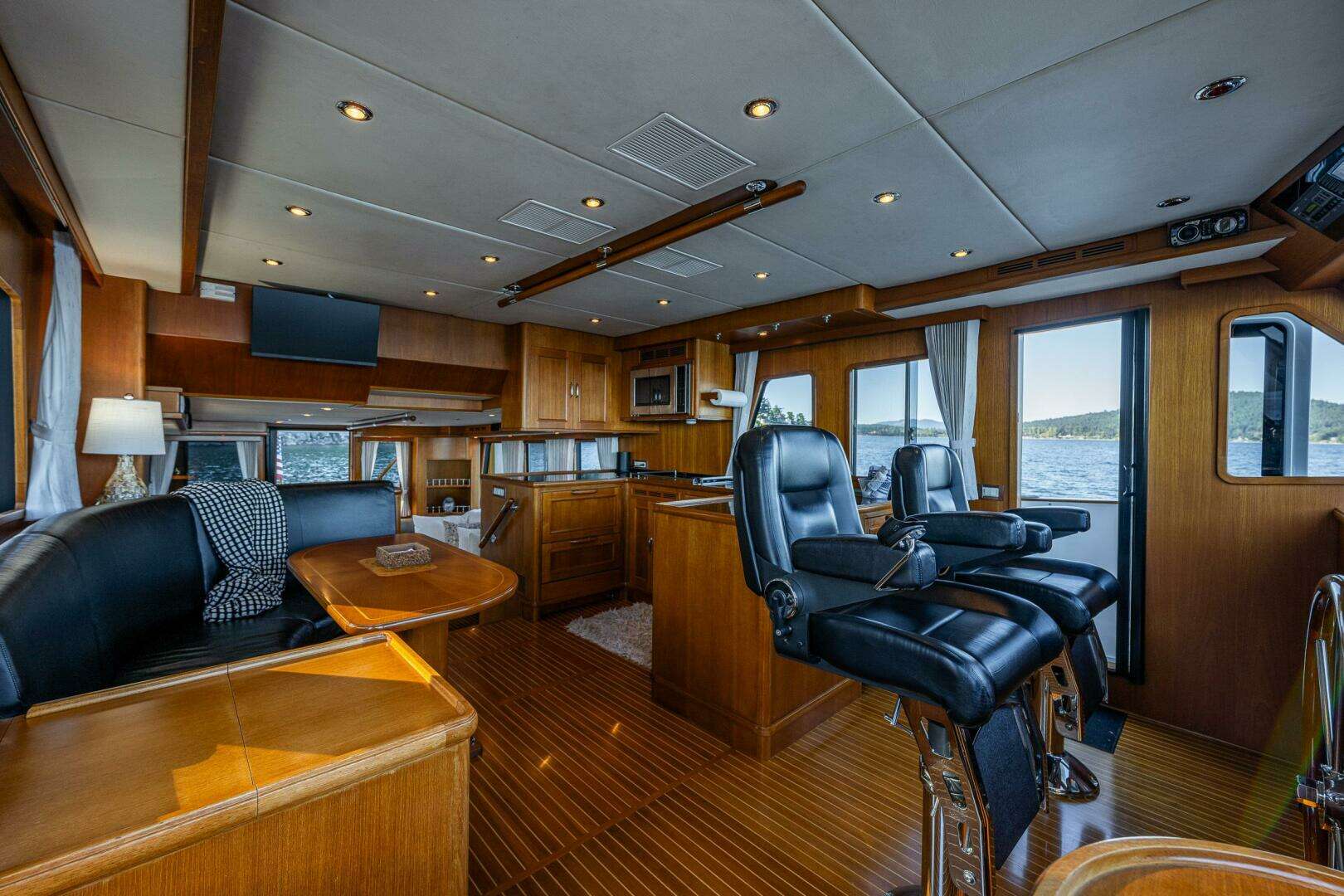 2007 Grand Banks 59 Aleutian Raised Pilothouse - Image 14
