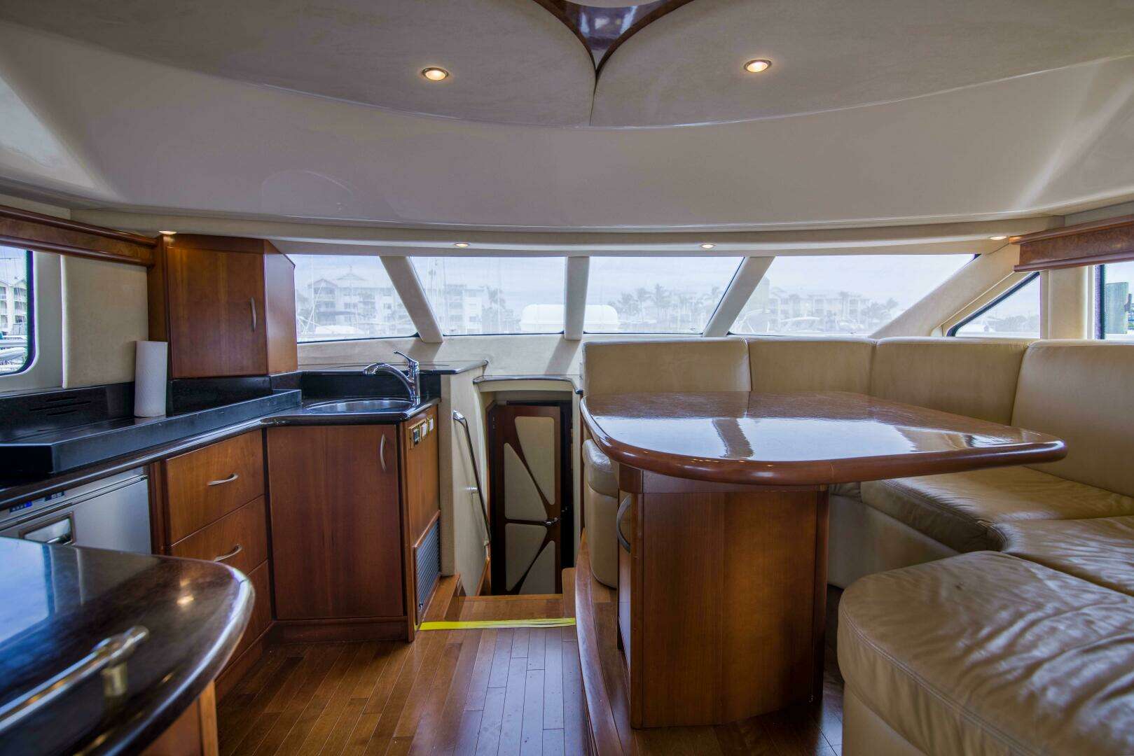 2009 Silverton 52 Ovation - Image 38