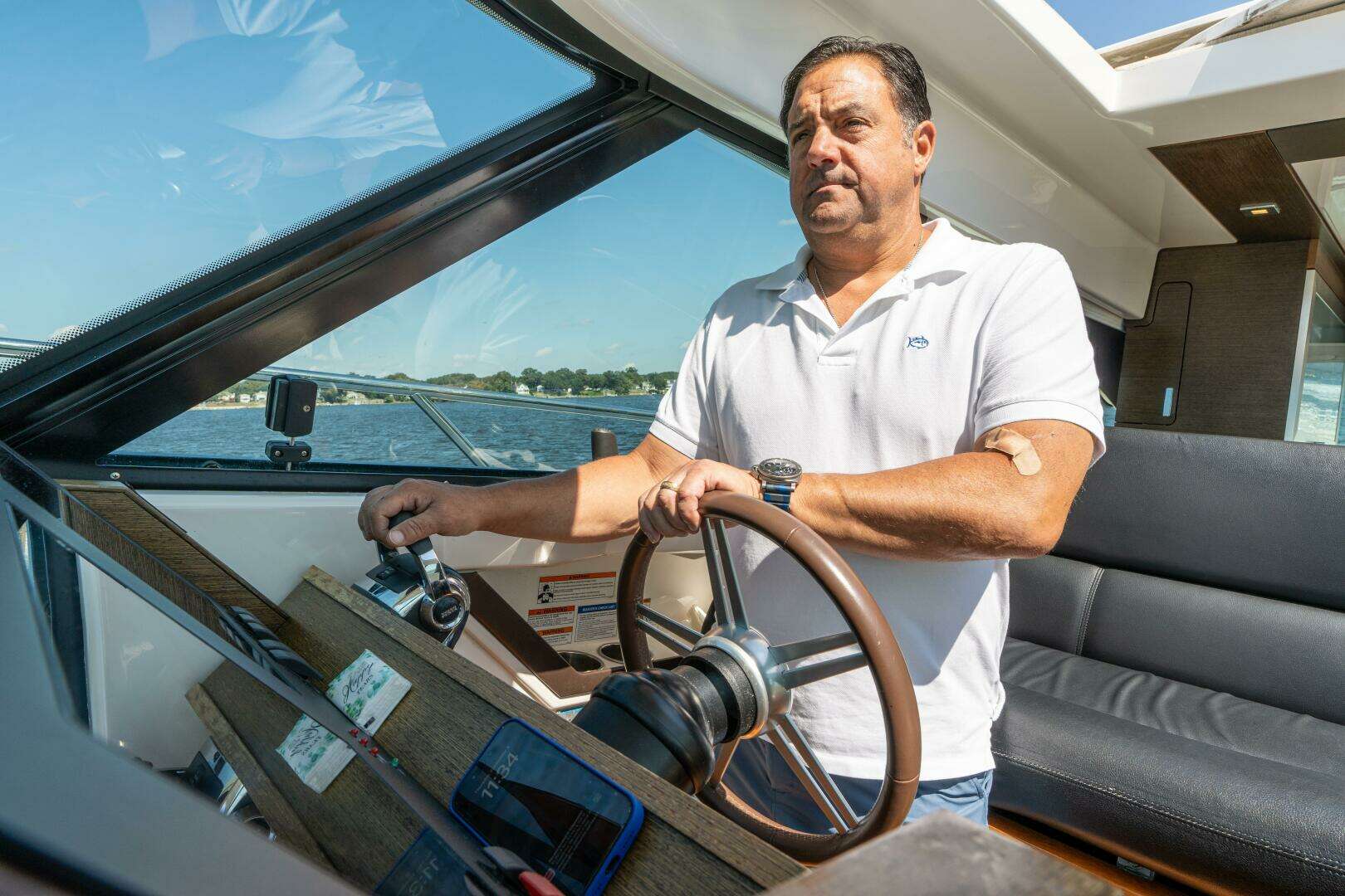 2015 Tiara Yachts 44 Coupe - Image 42