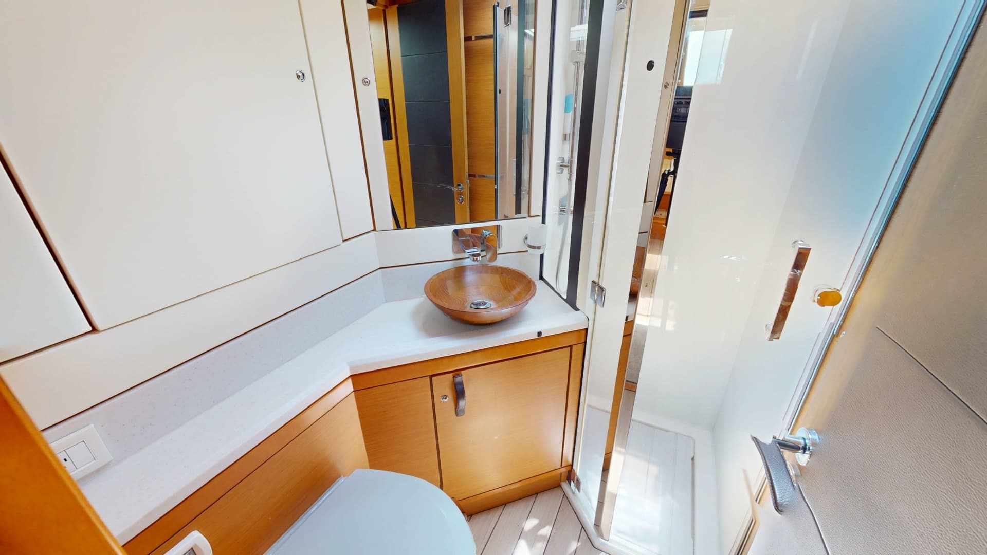 2018 Jeanneau 64 - Image 31
