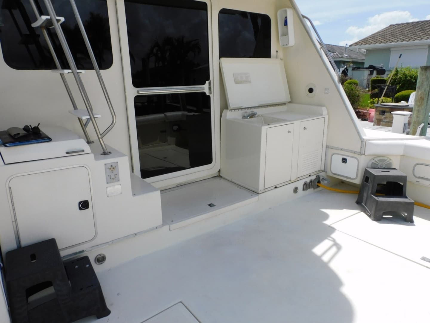 1987 Sea Ray 460 Convertible - Image 6