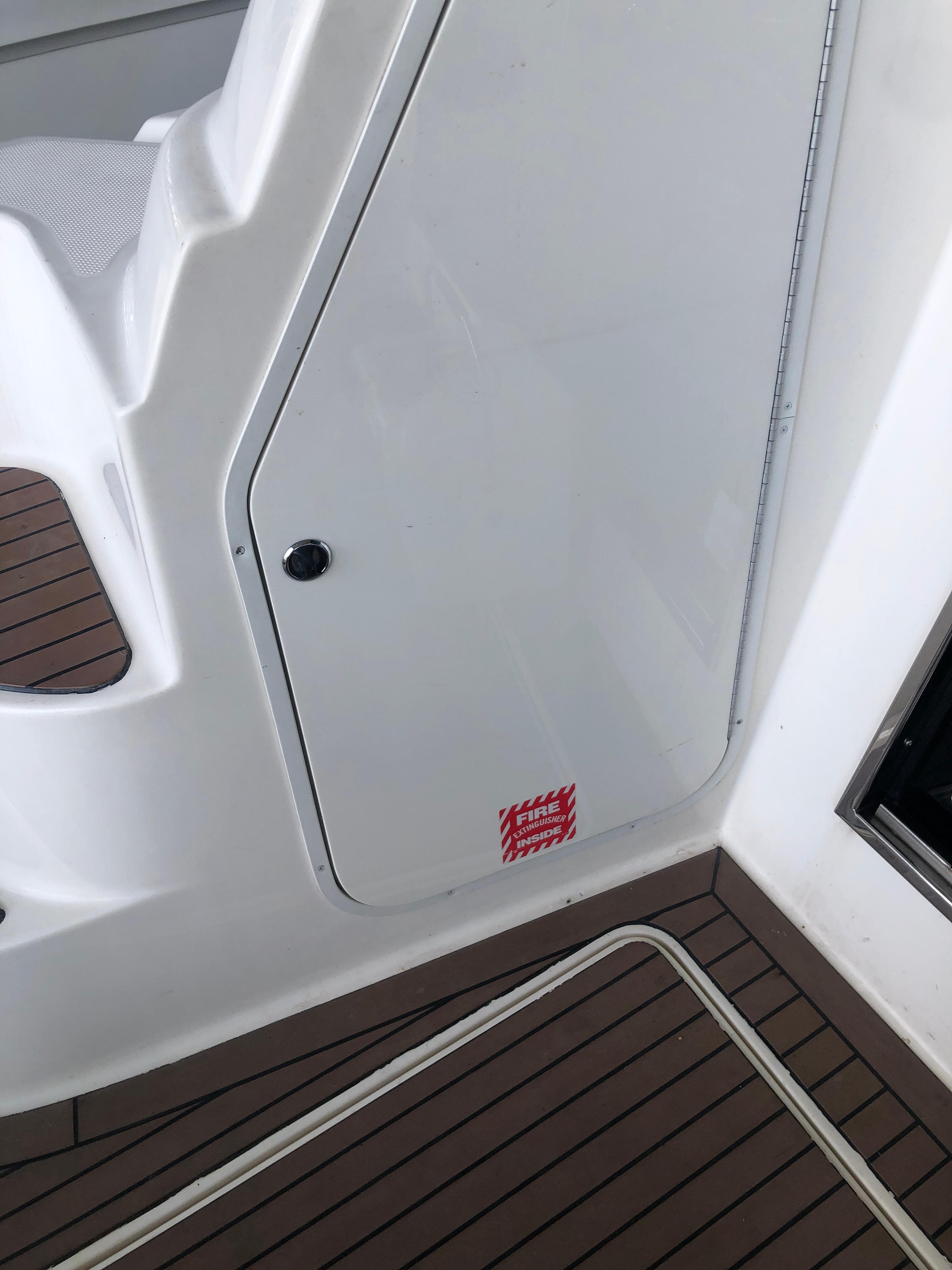 2007 Meridian 580 Pilothouse - 130