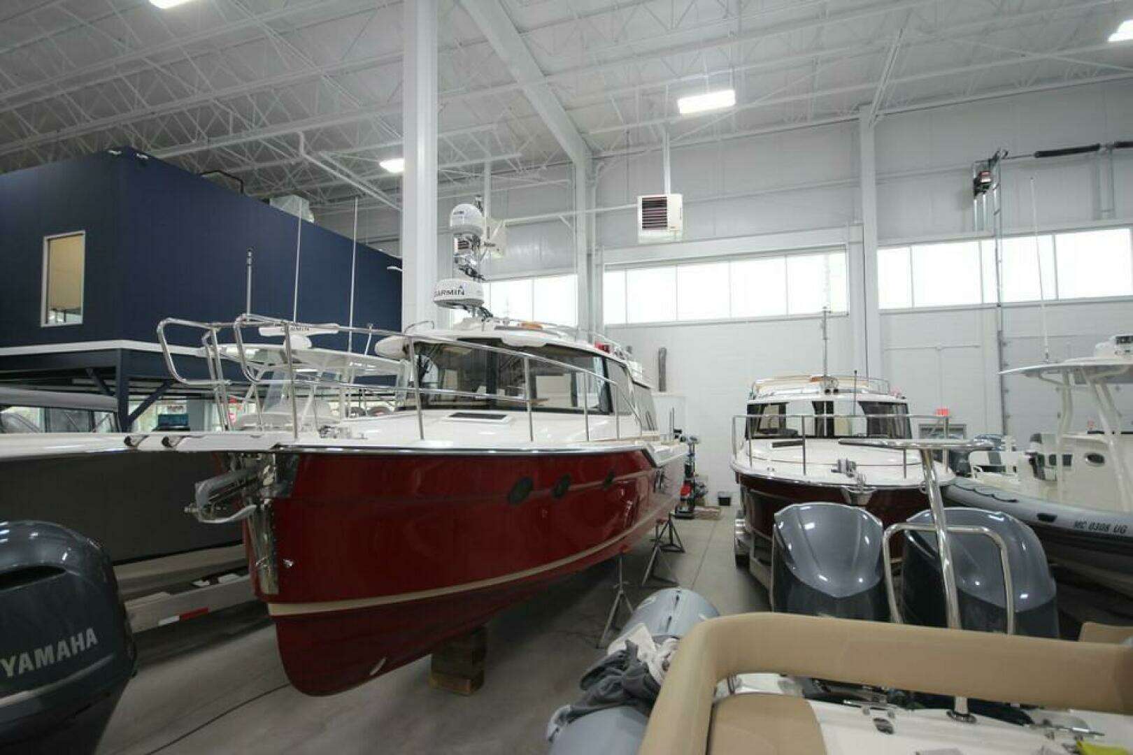 2026 Ranger Tugs R-29 Sedan Luxury Edition - Image 3
