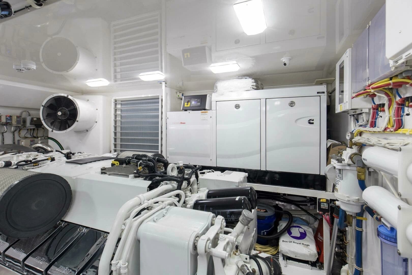 2016 Viking 92 Enclosed Bridge - Image 70