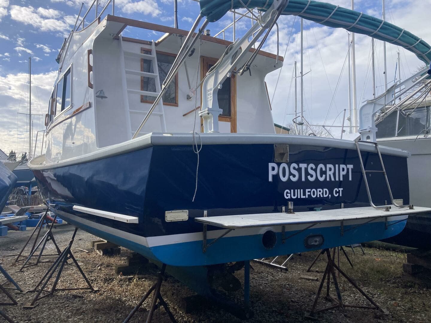 1984 Duffy Flybridge Cruiser - Image 11