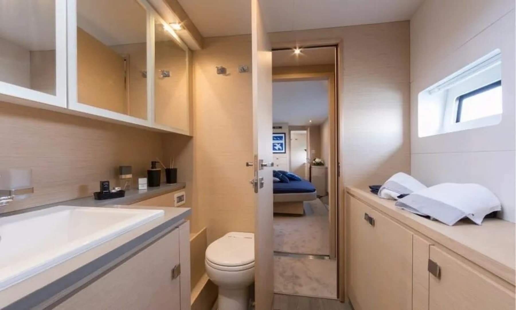 2018 Fountaine Pajot MY 44 - Image 17