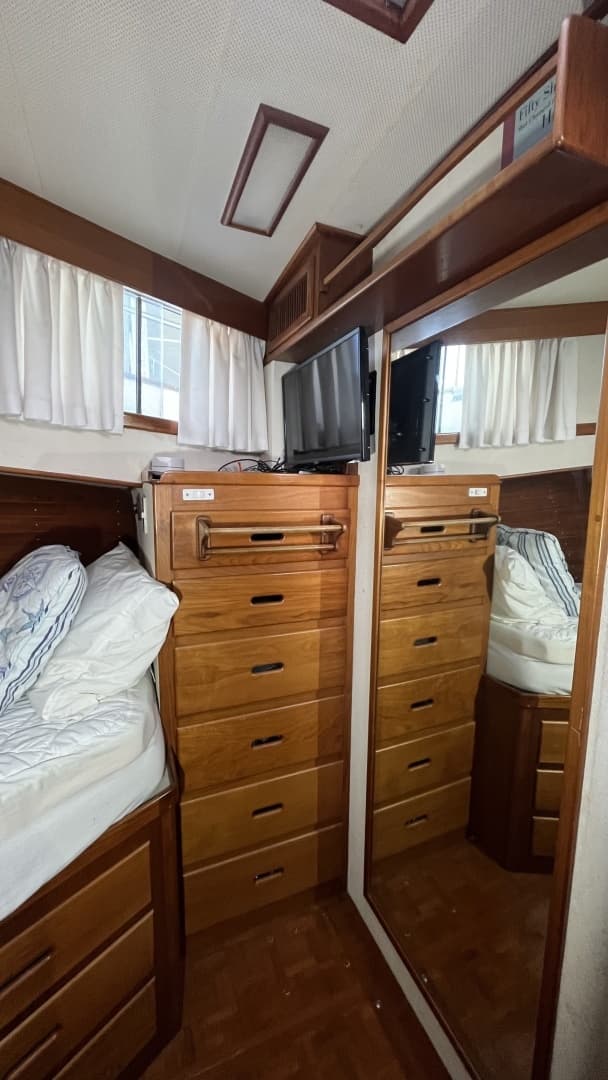 1987 Grand Banks 49 Motor Yacht - Image 50