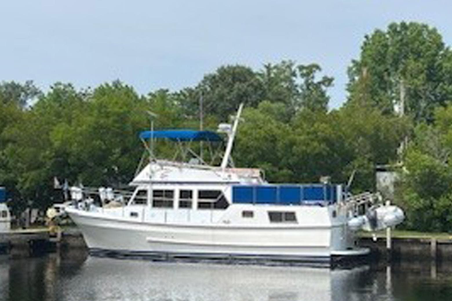 1984 Golden Star 38 Trawler