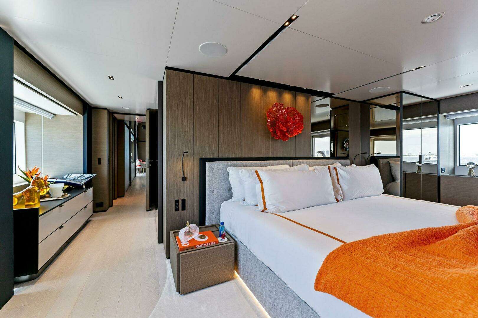 2024 Custom Line Navetta 33 - Image 73