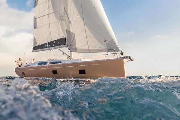 2025 Hanse 418