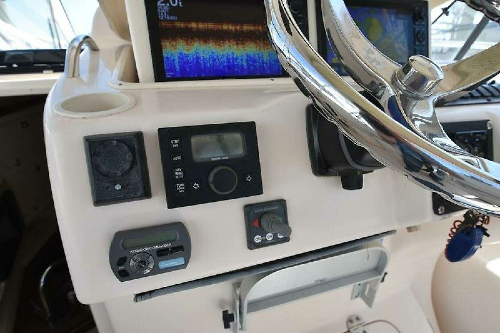 2006 Grady-White 330 Express - Image 31