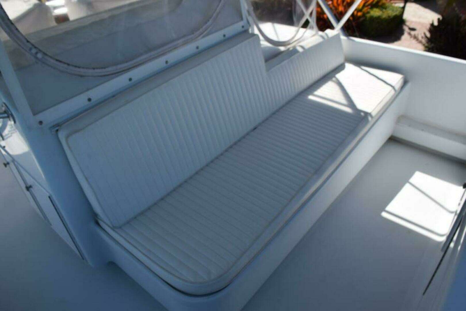 1990 Sunny Briggs Flybridge Sportfish - Image 34