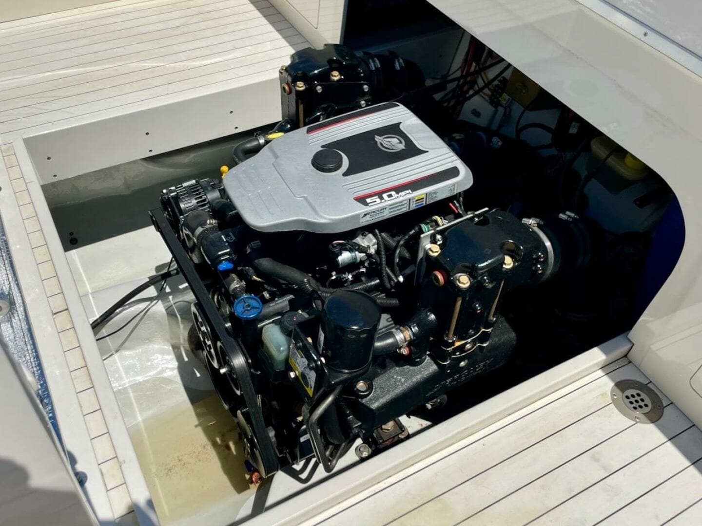 2013 Chris-Craft Lancer Sportsman - Image 38