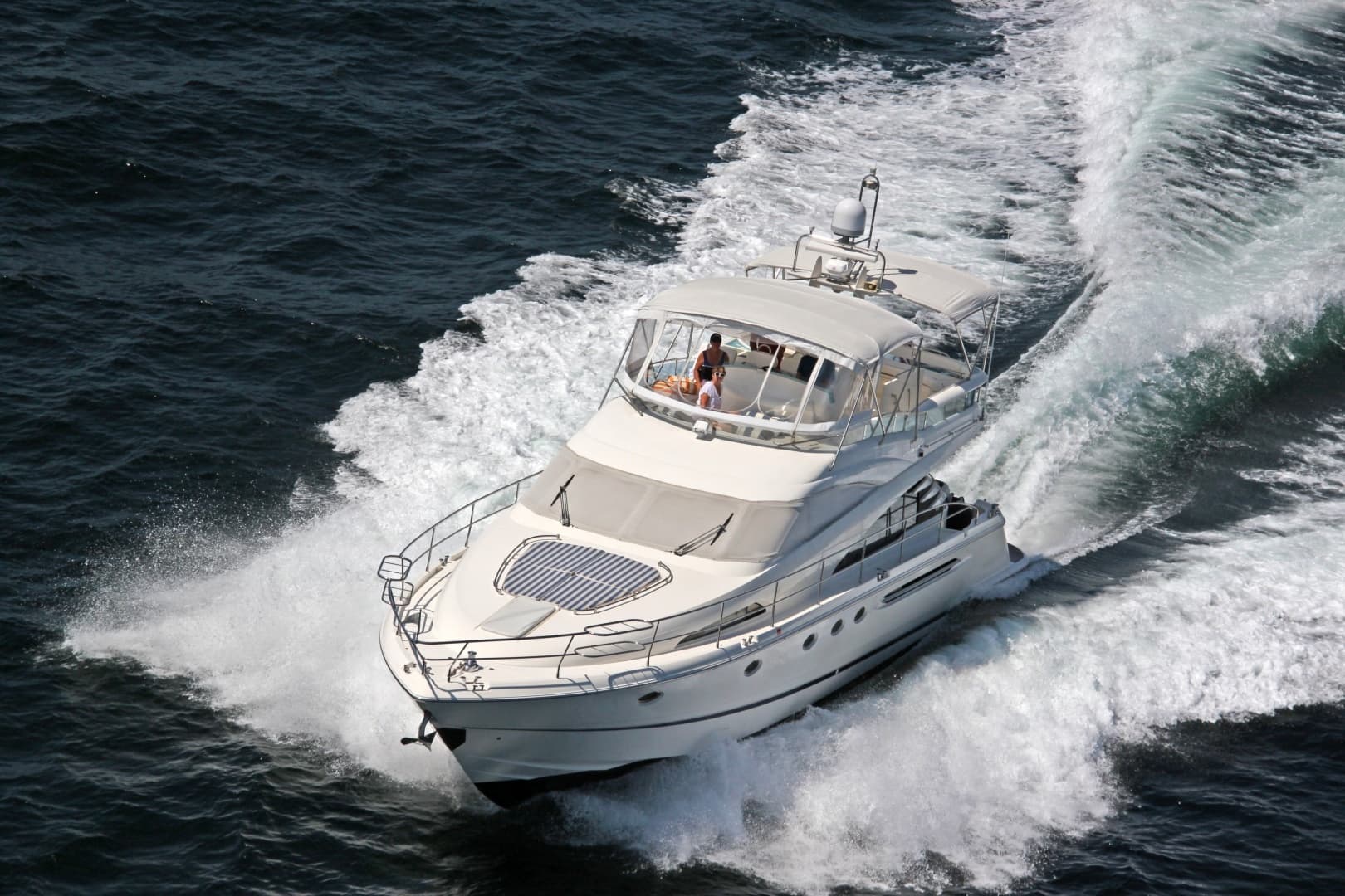 2002 Fairline Squadron 58 - Image 16