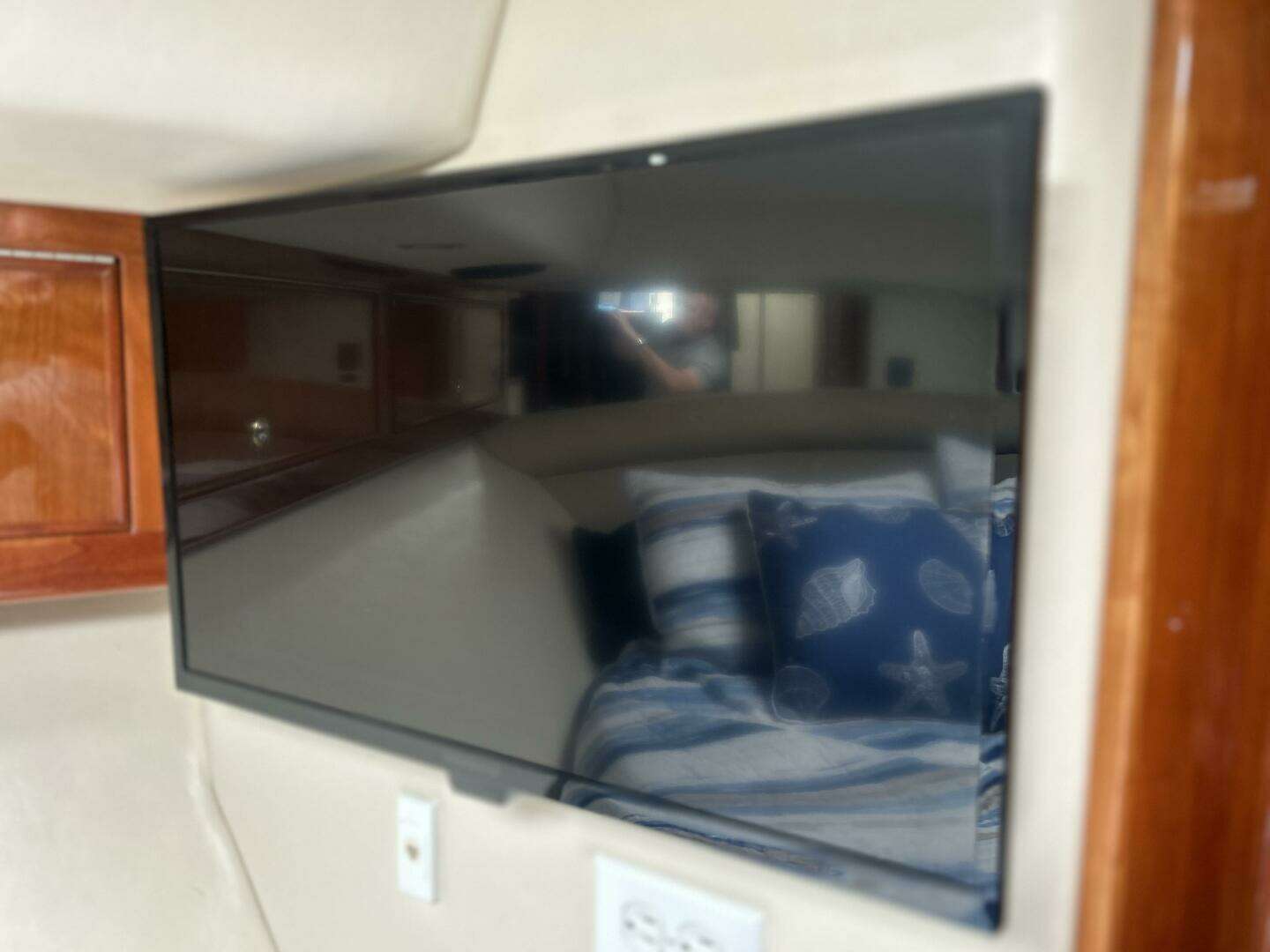 2004 Wellcraft Excalibur - Image 54